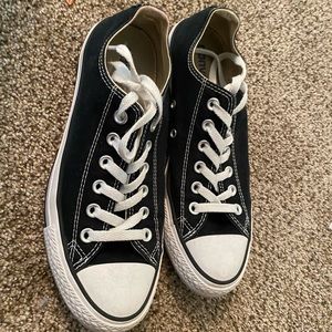 black converse